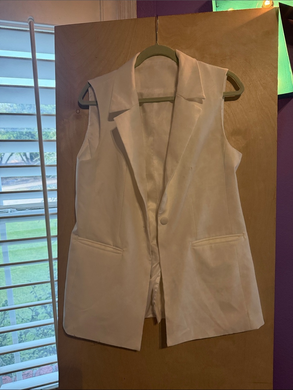 Sleeveless White Blazer Vest - Classic Tailored Jacket